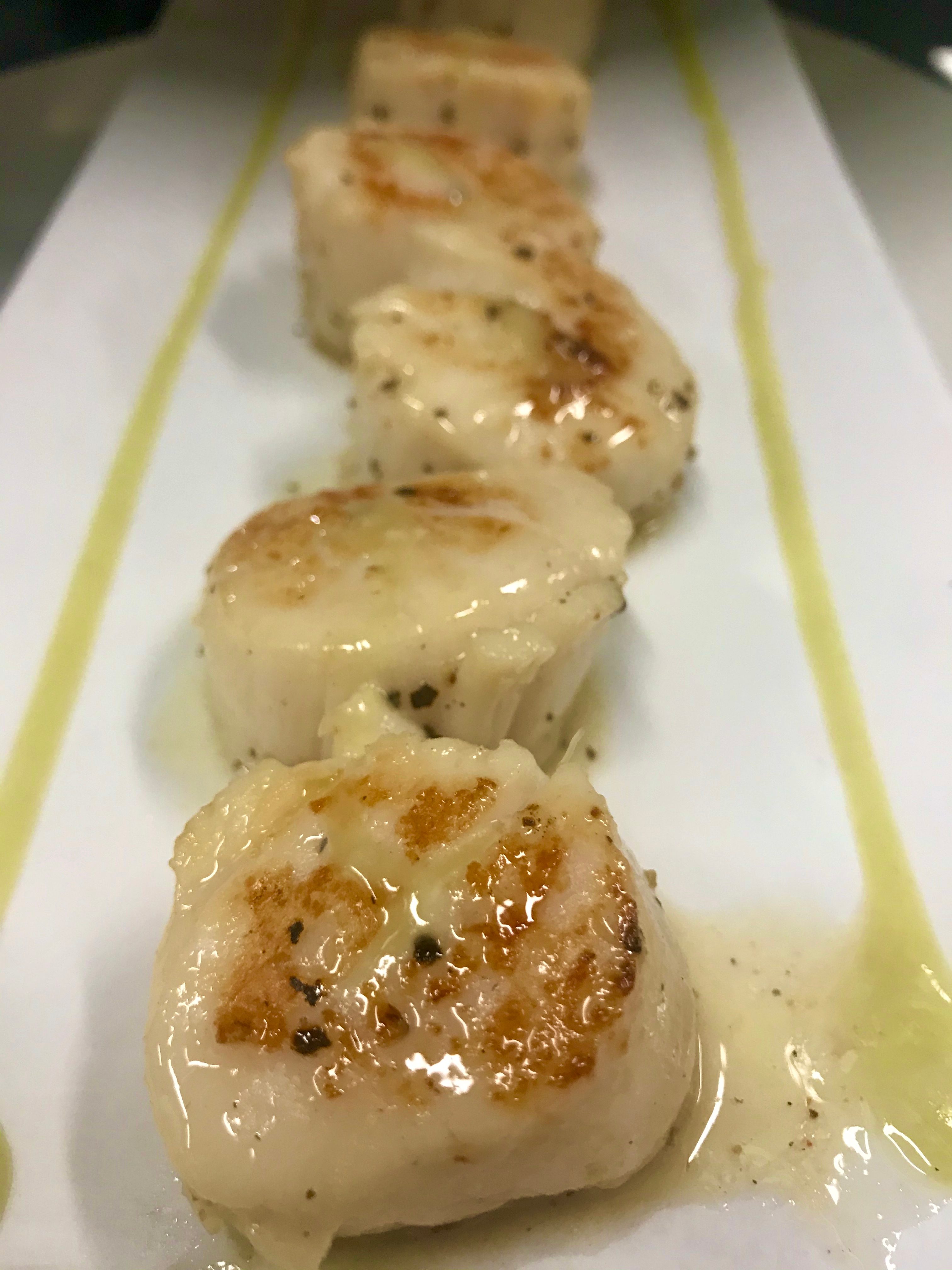 Grilled Maine Scallops (GF).